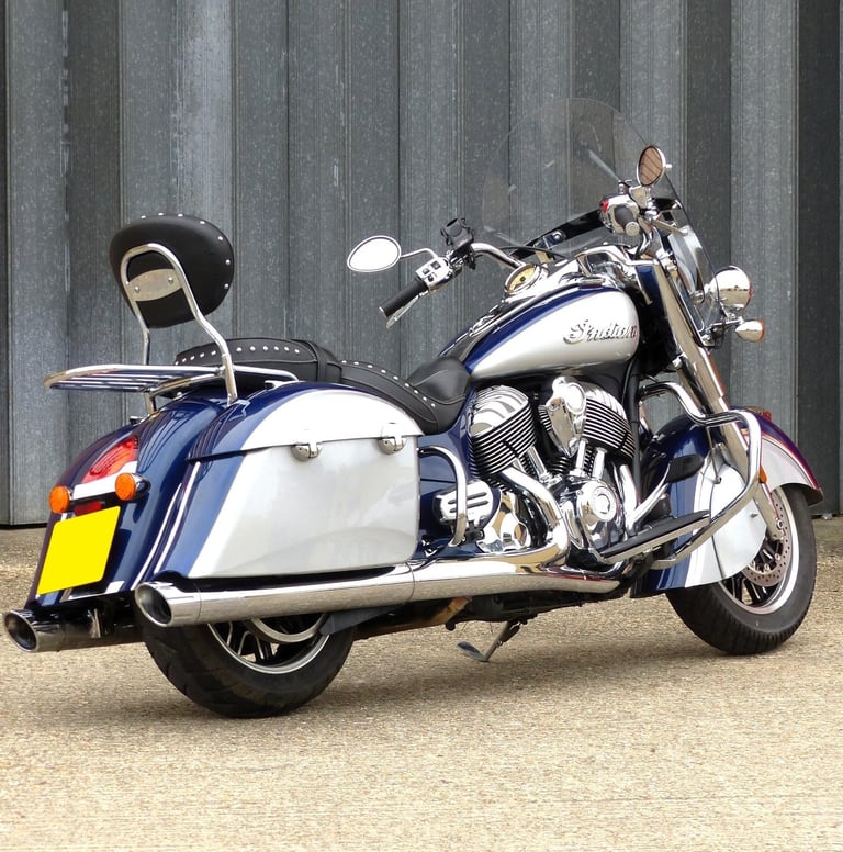 Immaculate 2017 Indian Springfield Chief – Fully loaded- One Owner- Full History