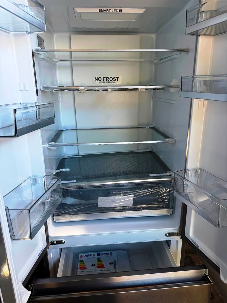 HAIER SLIM 70 CM WIDE AMERICAN FRIDGE FREEZER WITH DRAWER- BRAND NEW- Platinum Inox