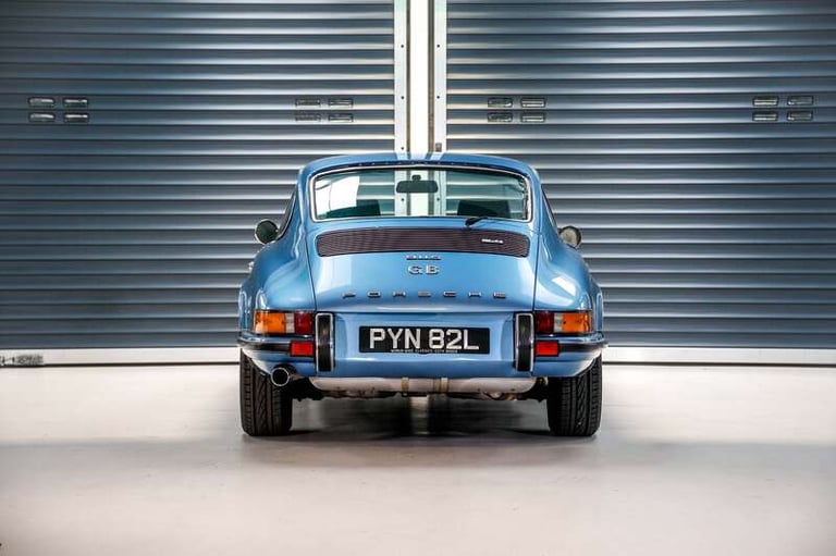  Porsche 911 911 2.4S Coupe Manual  Manual