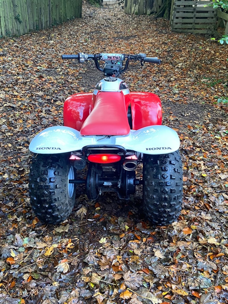 Honda trx 125 quad bike big red
