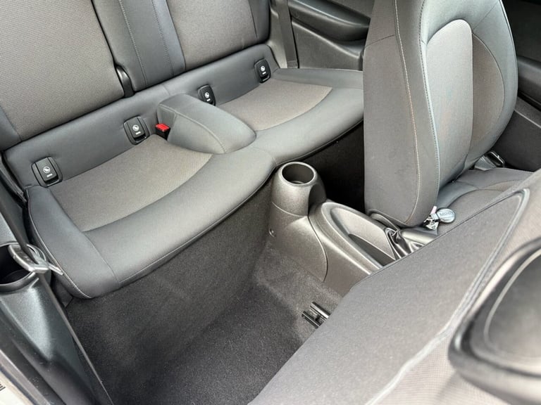 2017 67 MINI HATCH 1.5 COOPER HATCHBACK 3DR PETROL AUTO EURO 6 (S/S) (136 PS)