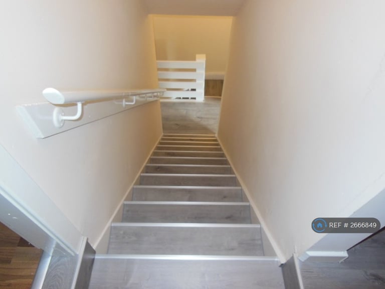 5 bedroom house in Gainsborough Road, Liverpool, L15 (5 bed) (#2666849)