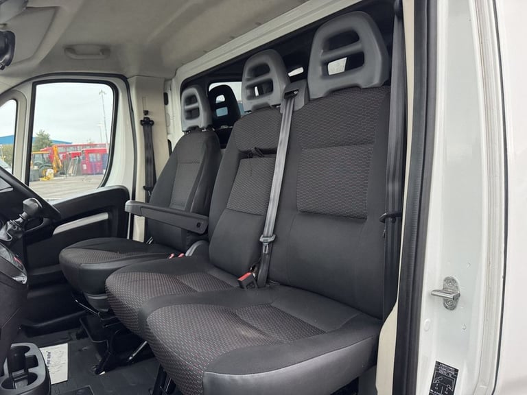 2021 Peugeot Boxer BLUEHDI 335 LOW LOADER / DROPSIDE / DROP &amp; GO / SPECIALIST VEHICLE - DIESE...