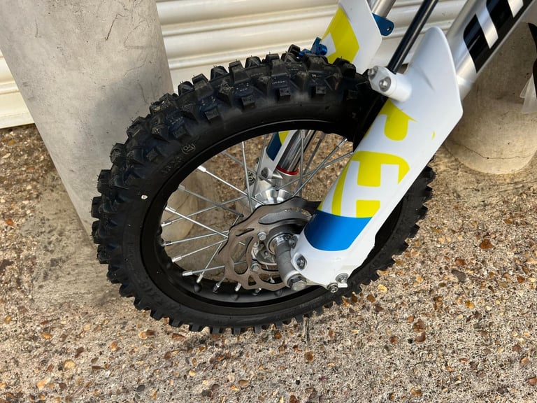 DANNYS DIRT BIKES MINT HUSQVARNA EE5 2024 ELECTRIC MOTOCROSS BIKE KTM E5 2024