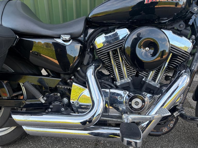 Harley Davidson XL1200T Superlow Sports 2019 Black 2 Owners V H Pipes Luggage 