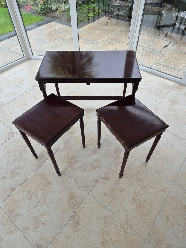 image for Antique Extendable Nest of Tables