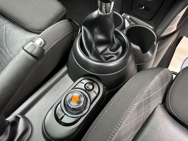 2018 MINI Hatch 1.5 Cooper Hatchback 5dr Petrol Manual Euro 6 (s/s) (136 ps) Hatchback Petrol Manual