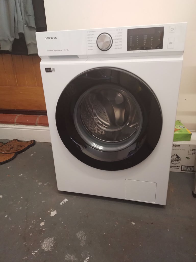 image for Nearly New Samsung Washing Machine