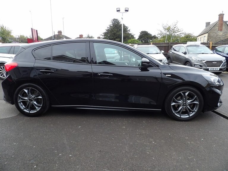 2019 Ford Focus 1.5 EcoBoost 150 ST-Line 5dr Auto HATCHBACK PETROL Automatic