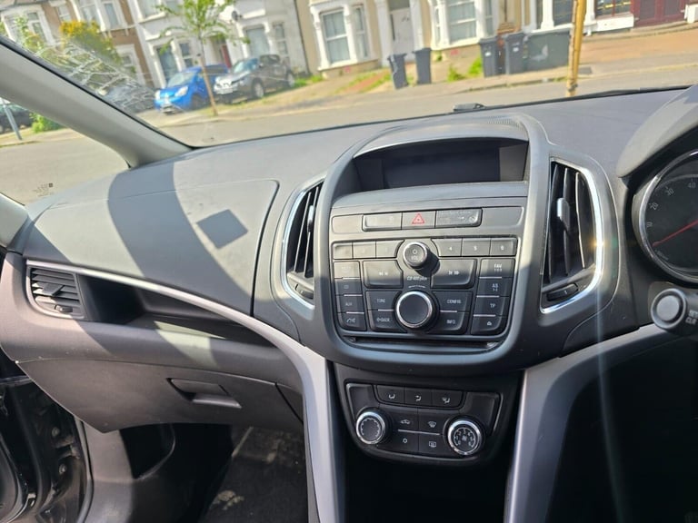 2016 Vauxhall Zafira 1.4i Turbo Exclusiv Auto Euro 6 5dr MPV Petrol Automatic