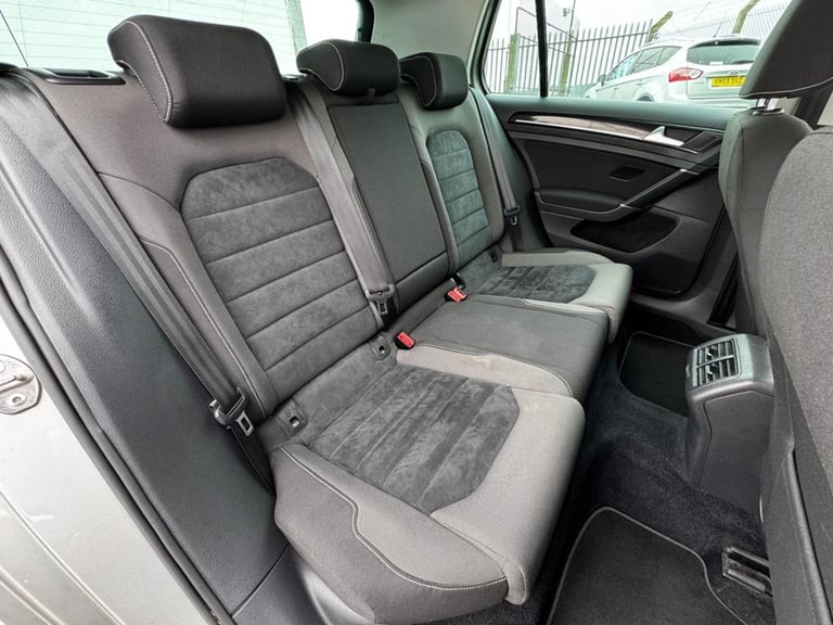 2013 63 VOLKSWAGEN GOLF 2.0 TDI BLUEMOTION TECH GT HATCHBACK 5DR DIESEL MANUAL E