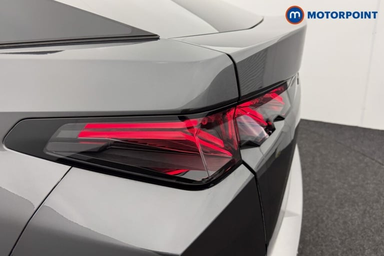 2024 Peugeot 3008 1.2 Hybrid 136 GT 5dr e-DSC6 SUV Petrol Automatic