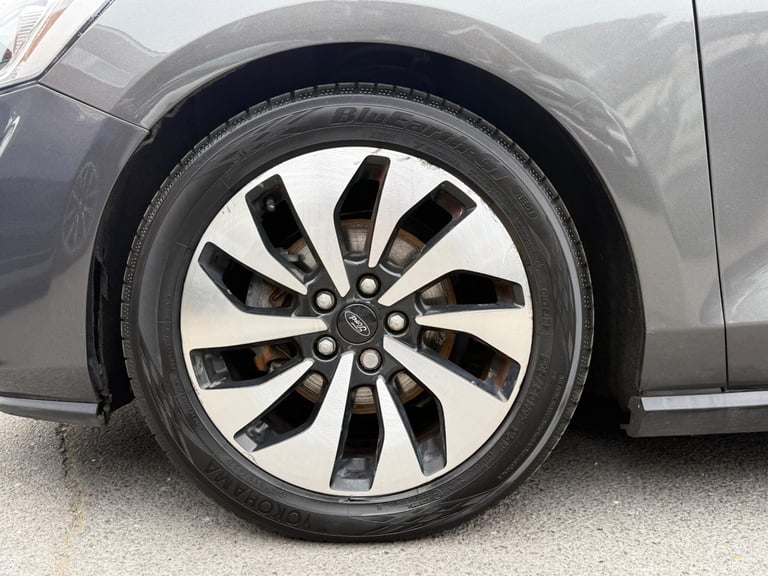 2018 Ford Focus 1.0T EcoBoost Zetec Euro 6 (s/s) 5dr HATCHBACK Petrol Manual