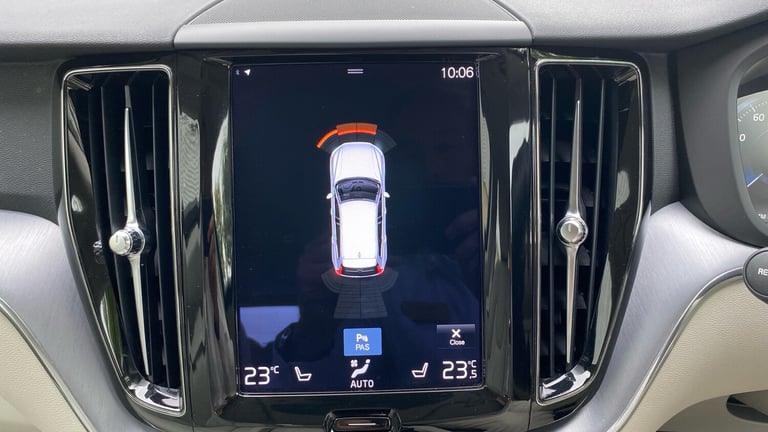 2021 Volvo XC60 2.0 B4D Momentum 5dr AWD Geartronic Diesel Estate Estate Diesel Automatic