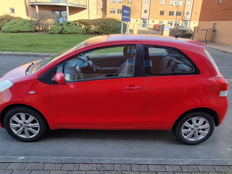 2009 Toyota Yaris 1.33 VVT-i TR 3dr [6] HATCHBACK Petrol Manual