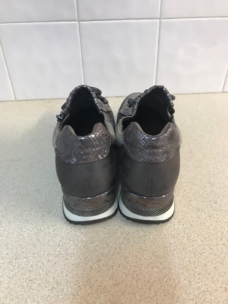 Ladies Marco Tozzi Taupe Comb Zip Trainers Shoes UK Size 4