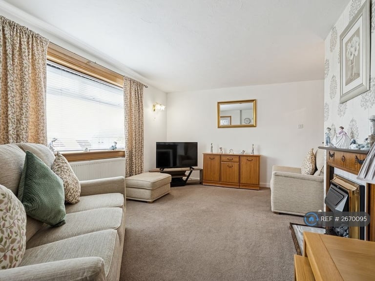 2 bedroom flat in Dean Road, Bo'ness, EH51 (2 bed) (#2670095)