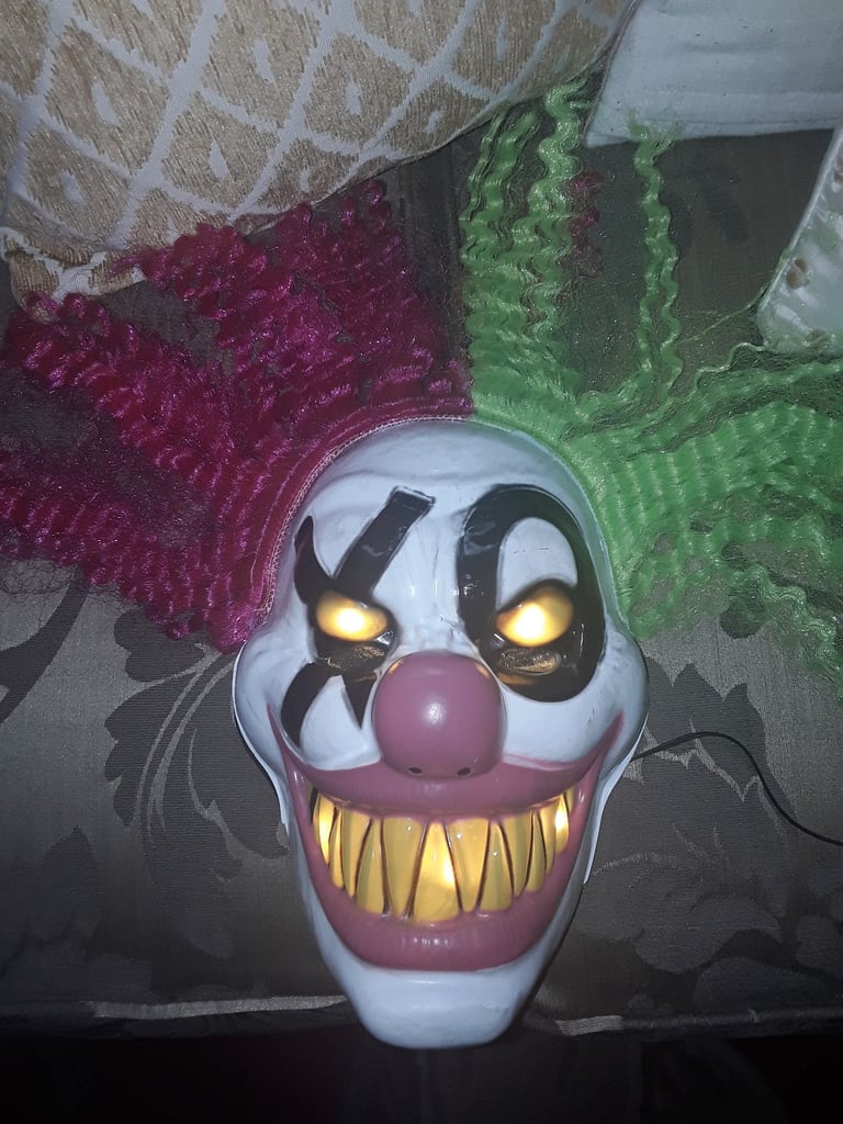 LIGHTS AND SOUND CLOWN MASK