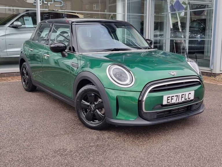 image for 2022 MINI Hatch 1.5 Cooper Classic 5dr Auto Automatic Hatchback Petrol Automatic