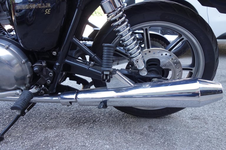 Triumph Bonneville BONNEVILLE 865 SE 2009/09