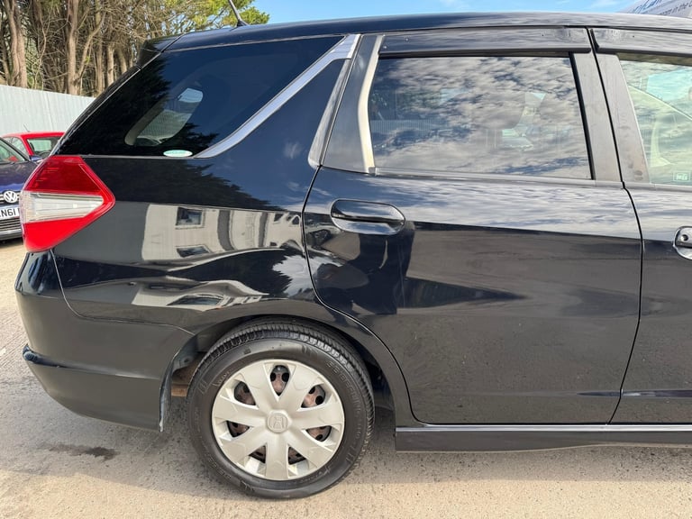 2012 Honda Fit JAZZ 1.5 SHUTTLE  5DR Estate Petrol Automatic