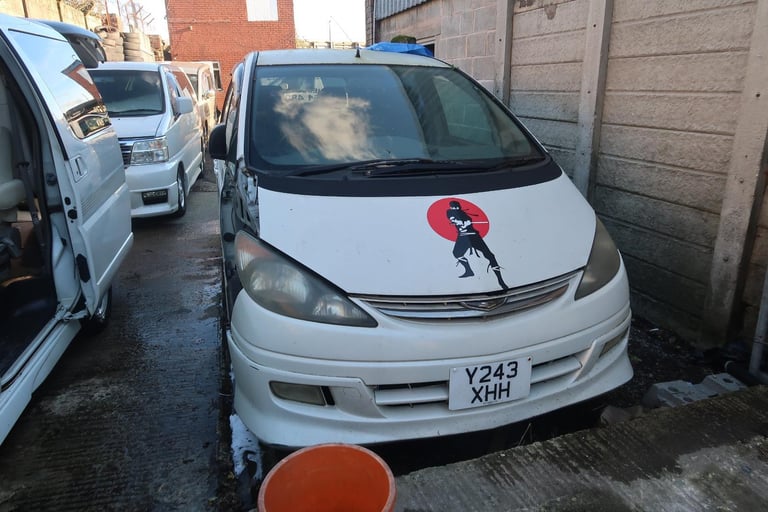 2001 Toyota Estima Previa 2.4 Auto 8 Seater MPV - Breaking for spares & repairs