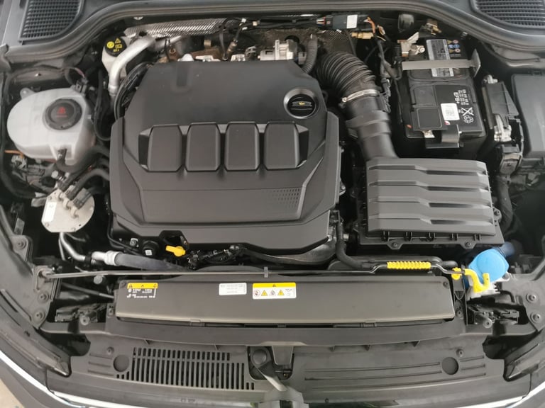 2022 Volkswagen Golf 2.0 TDI GTD Hatchback 5dr Diesel DSG Euro 6 (s/s) (200 ps) - BLUETOOTH - DI ...