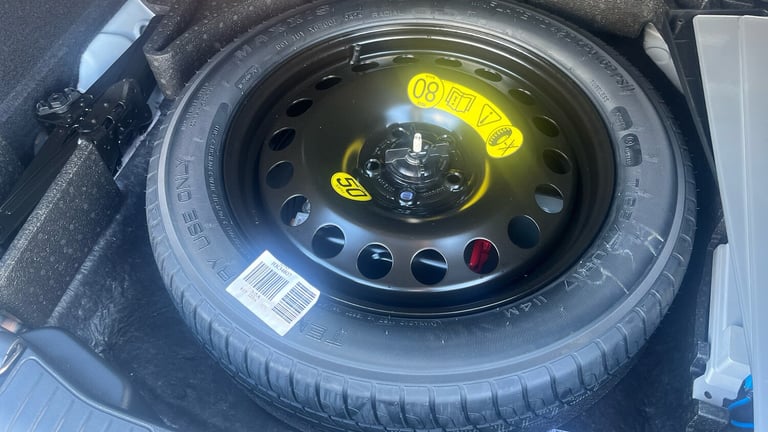 2025 Ford Kuga 2.5 PHEV Active 5dr CVT Estate Estate Hybrid Automatic