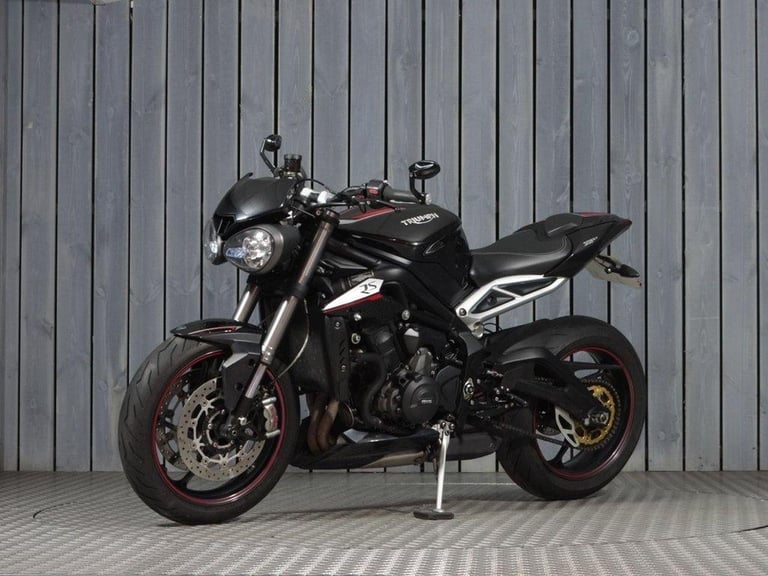2017 67 TRIUMPH STREET TRIPLE 765 RS