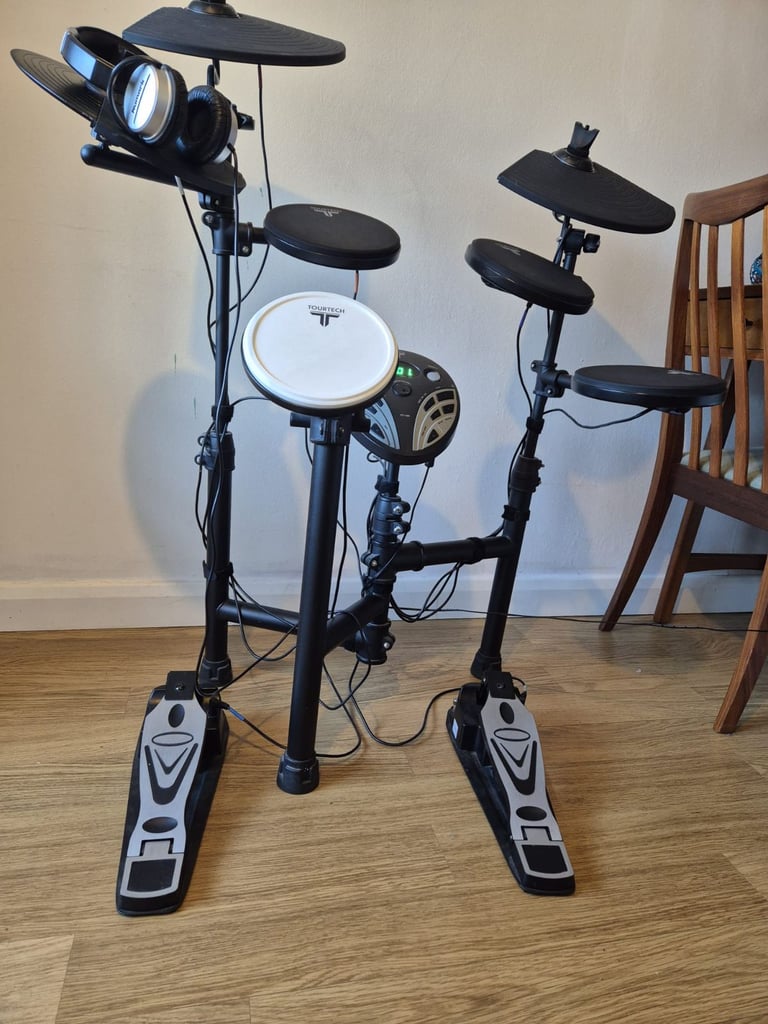 Tourtech TT-12S Electronic Drum Kit With Stool
