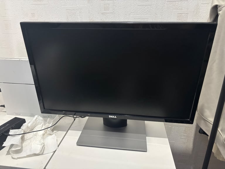 Dell 24 Gaming Monitor | SE2417HGX - 60cm(23.6")