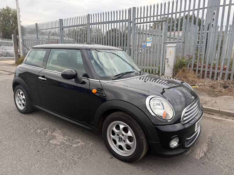 2011 MINI Hatch 1.6 Cooper Euro 5 (s/s) 3dr HATCHBACK Petrol Manual