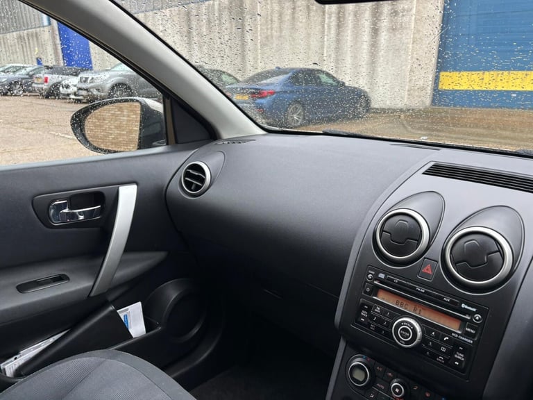 2010 Nissan Qashqai 1.5 dCi Acenta 5dr HATCHBACK Diesel Manual