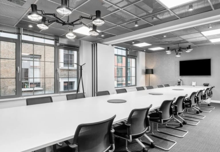 Furnished offices to rent in *Old Street*. Office Spaces for 4 to 60 desks EC1