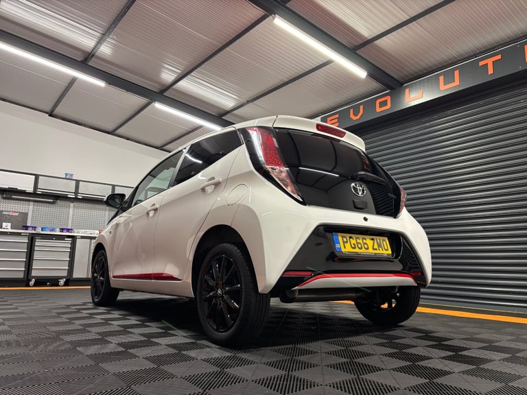 2017 Toyota AYGO 1.0 VVT-i X-Press 5dr x-shift HATCHBACK Petrol Manual