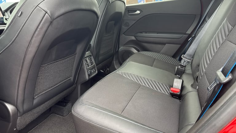 2025 Renault Symbioz 1.6 E-Tech FHEV 145 Iconic Esprit Alpine 5dr Auto Hybrid Estate Estate Hybri...