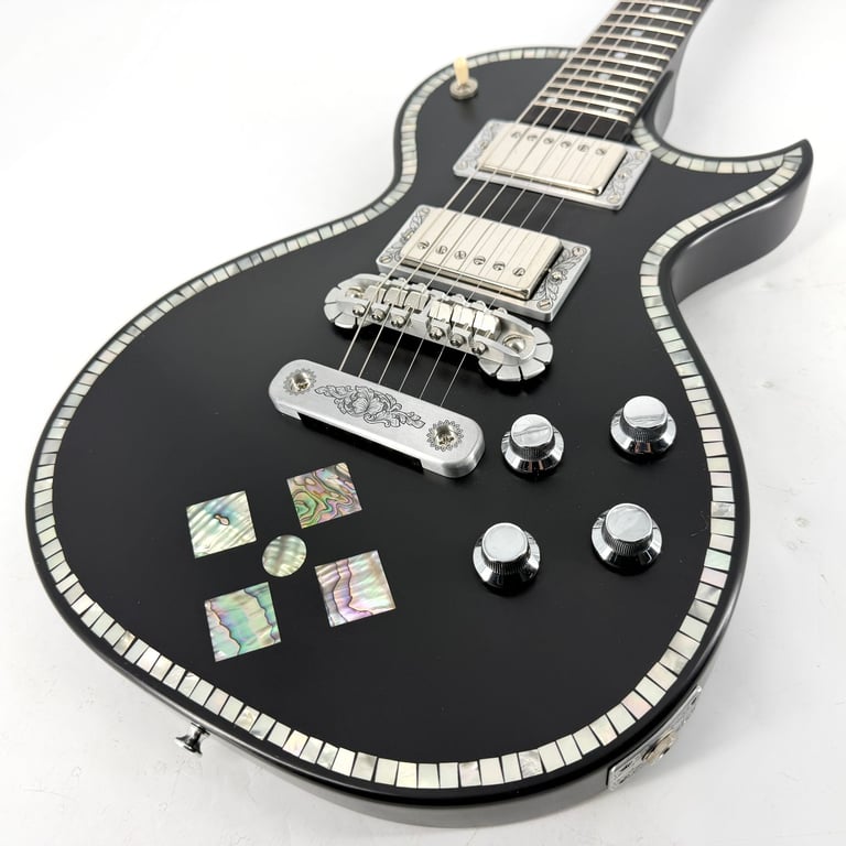 2015 Zemaitis Custom Shop Superior Series CSSU-101 - Black Diamond - Trades
