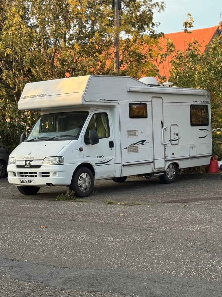 PEUGEOT BOXER AVANTGARDE 