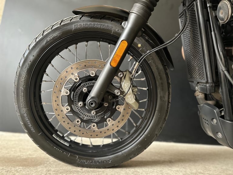 STUNNING 2020/20 TRIUMPH STREET SCRAMBLER MOTORCYCLE 
