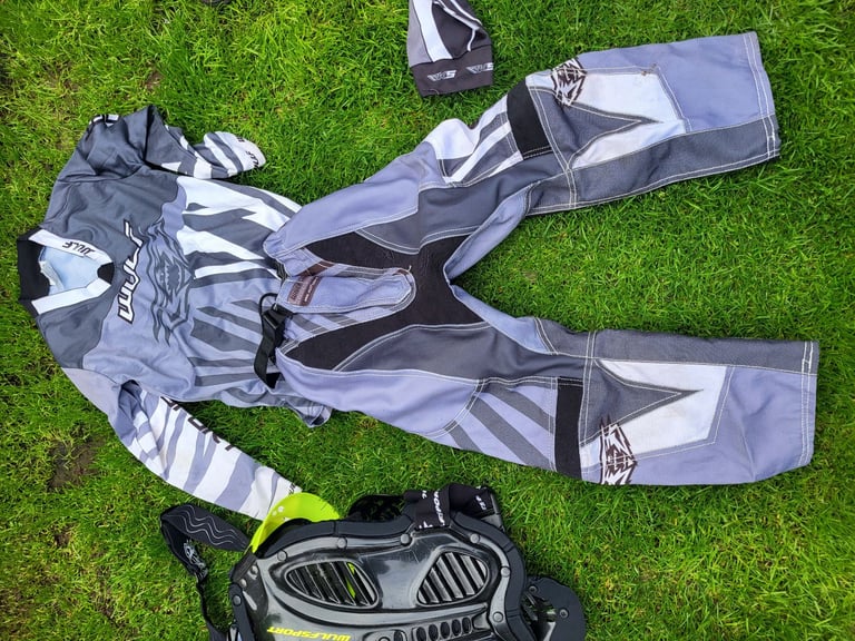 Motocross clothing open to offers 