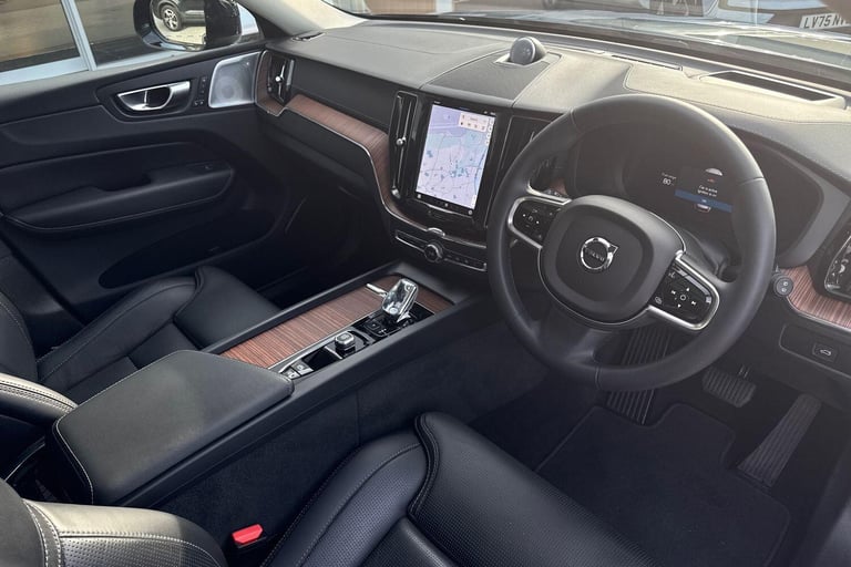 2023 Volvo XC60 2.0 B5 MHEV Ultimate SUV 5dr Petrol Hybrid Auto AWD Euro 6 (s/s) (250 ps) ESTATE ...