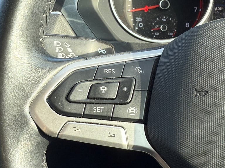 2021 Volkswagen Tiguan 1.5 TSI Life SUV 5dr Petrol Manual Euro 6 (s/s) (150 ps) SUV Petrol Manual