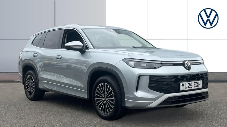 image for 2025 Volkswagen Touran 1.5 TSI eHybrid Match 5dr DSG6 Estate Estate Hybrid Automatic