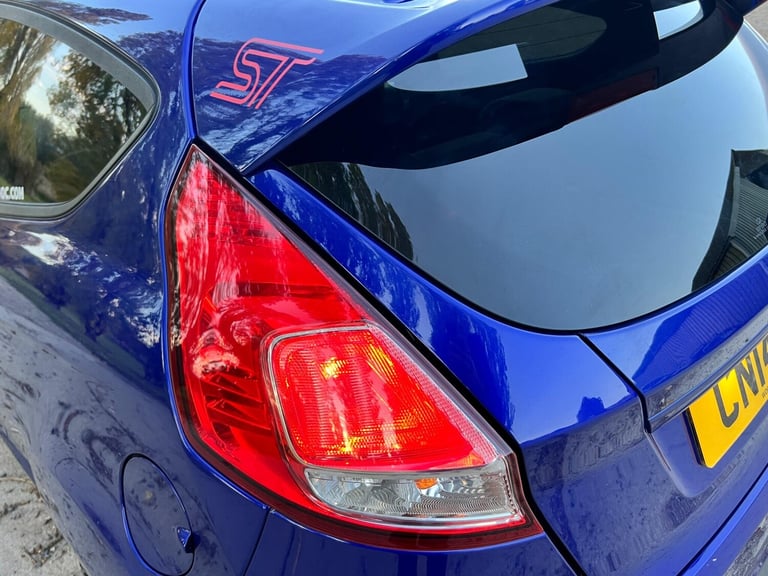 2014 Ford Fiesta 1.6T EcoBoost ST-2 Hatchback 3dr Petrol Manual Euro 6 (182 ps) HATCHBACK Petrol ...