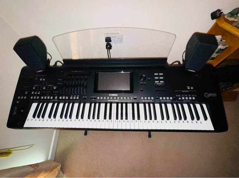 For sale Yamaha Genos 76 keys with Roland monitor heading phones RH-5 and GNS - MS01 speaker.