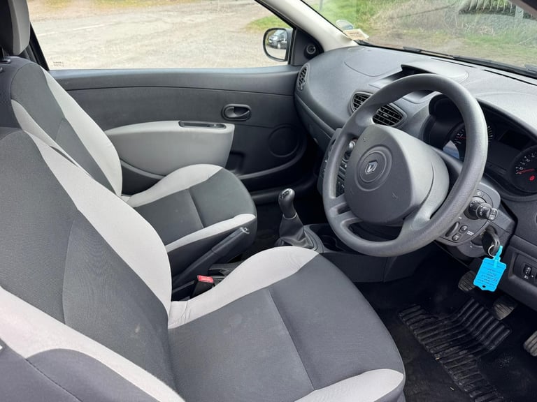 2010 Renault Clio 1.2 Extreme 3Dr Hatch £1350