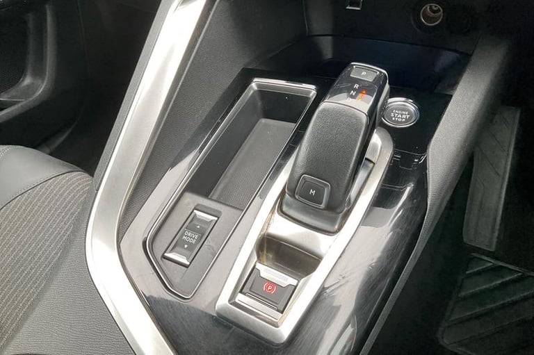 2022 Peugeot 5008 1.5 BlueHDi Allure 5dr EAT8 SEMI-AUTO Estate Diesel Semi Automatic
