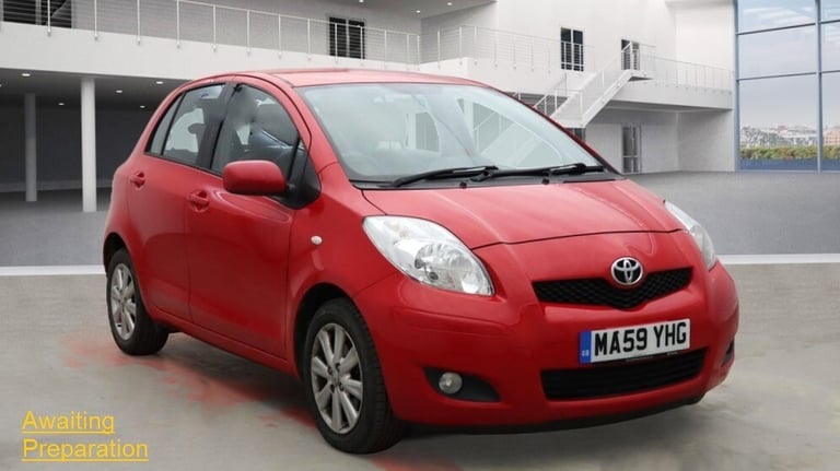 image for 2009 Toyota Yaris 1.33 VVT-i TR 5dr [6 speed] - £35 road tax HATCHBACK Petrol Manual