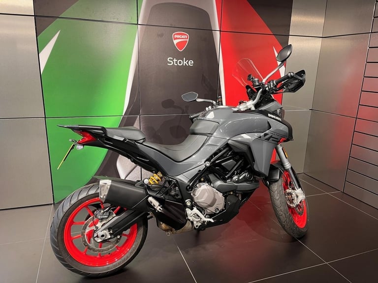 2021 MULTISTRADA V2S LOW MILEAGE WITH HEATED GRIPS READY TO GO
