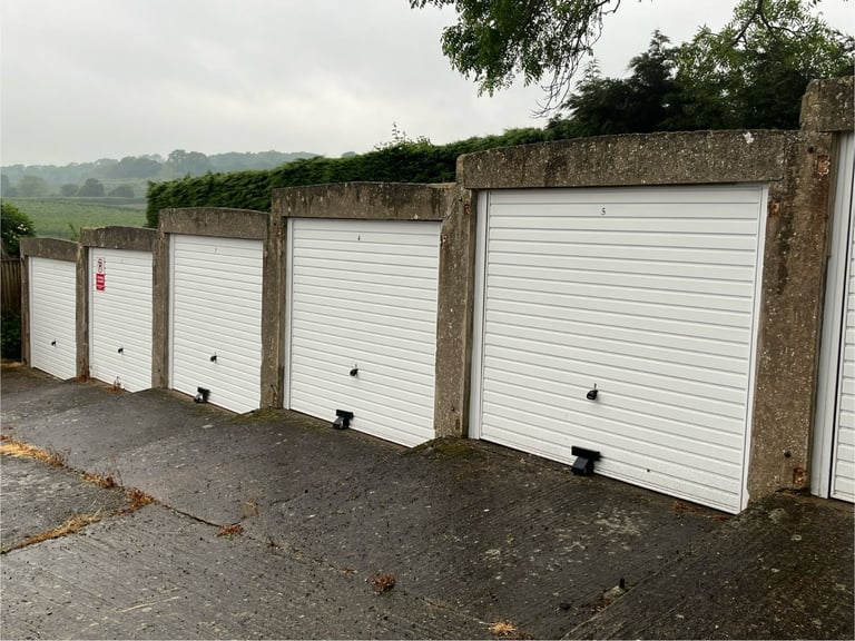 Garage and parking space to rent in Linton near Maidstone